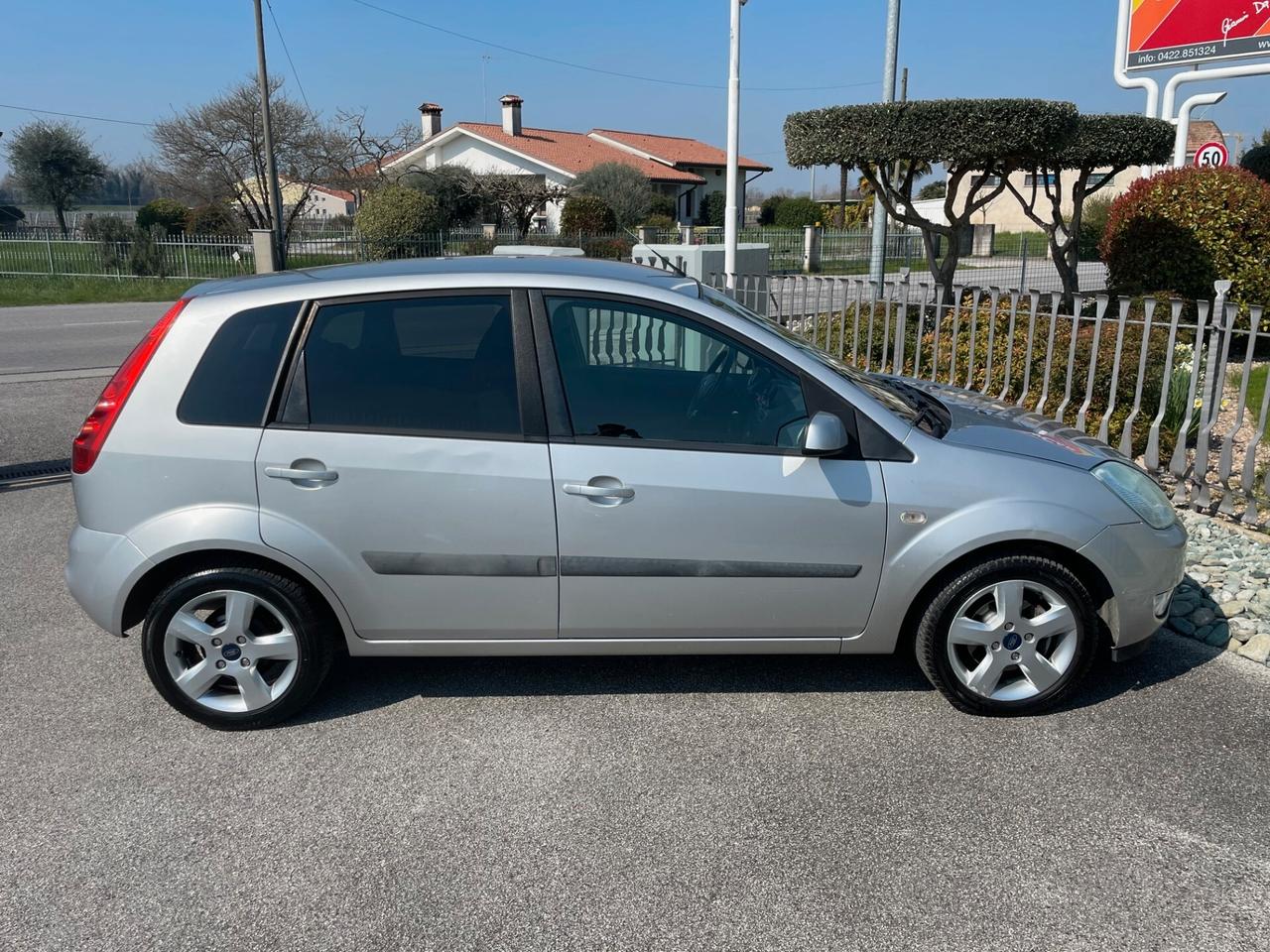Ford Fiesta 1.4 TDCi 5p. Ghia