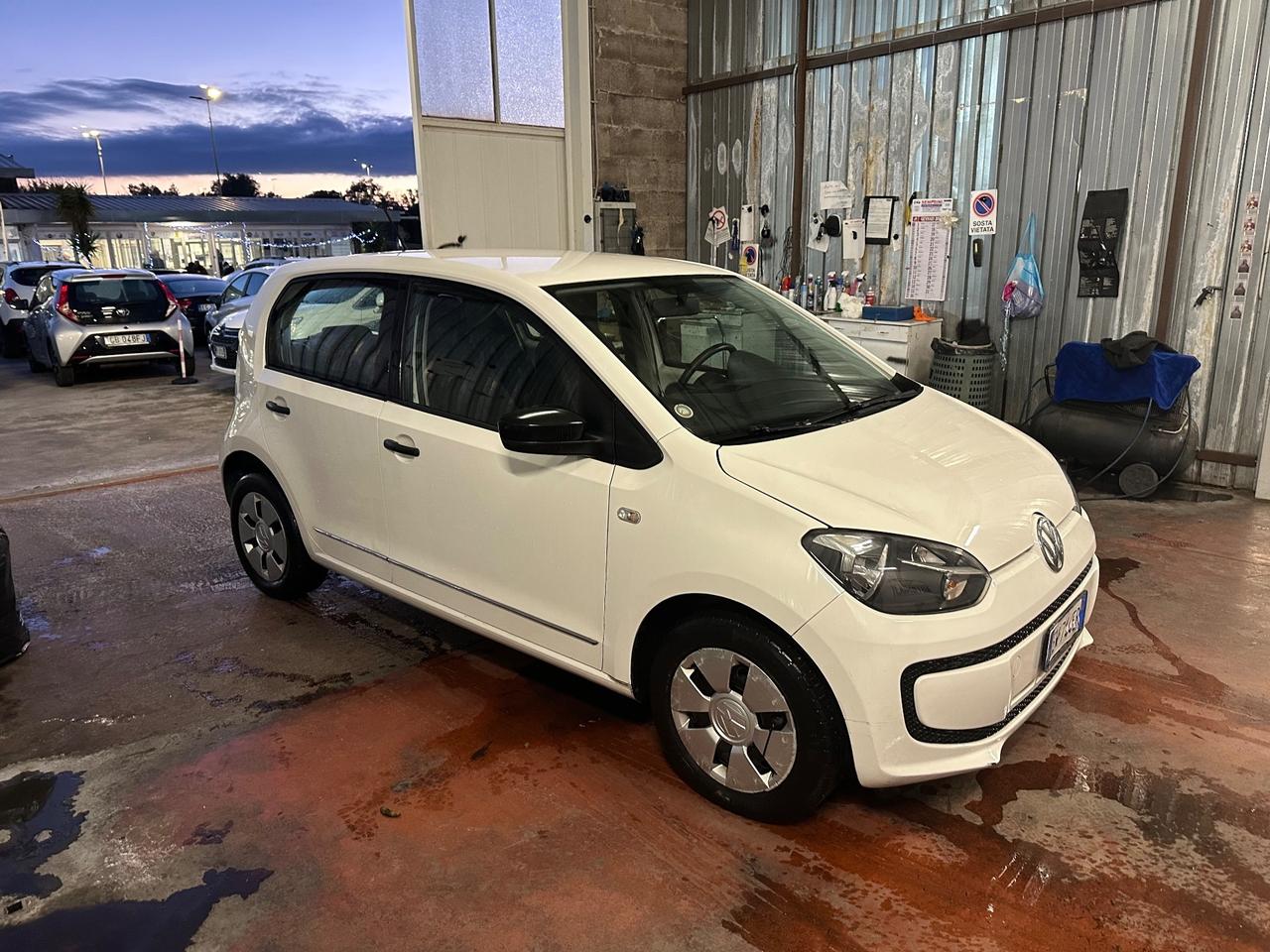 Volkswagen up! 1.0 5p. take KM CERTIFICATI