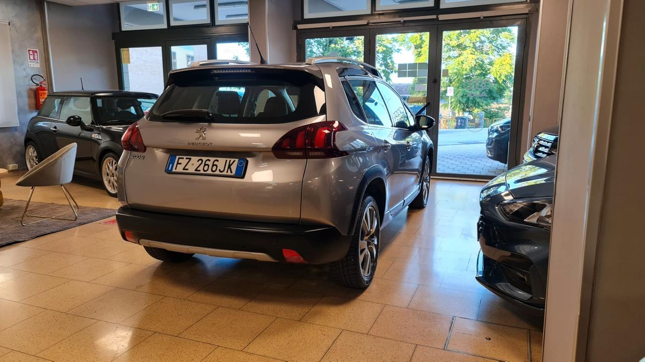 Peugeot 2008 BlueHDi 100 S&S Allure