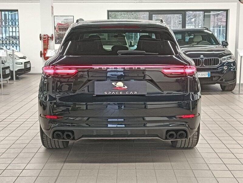 Porsche Cayenne Cayenne 4.0 V8 Turbo