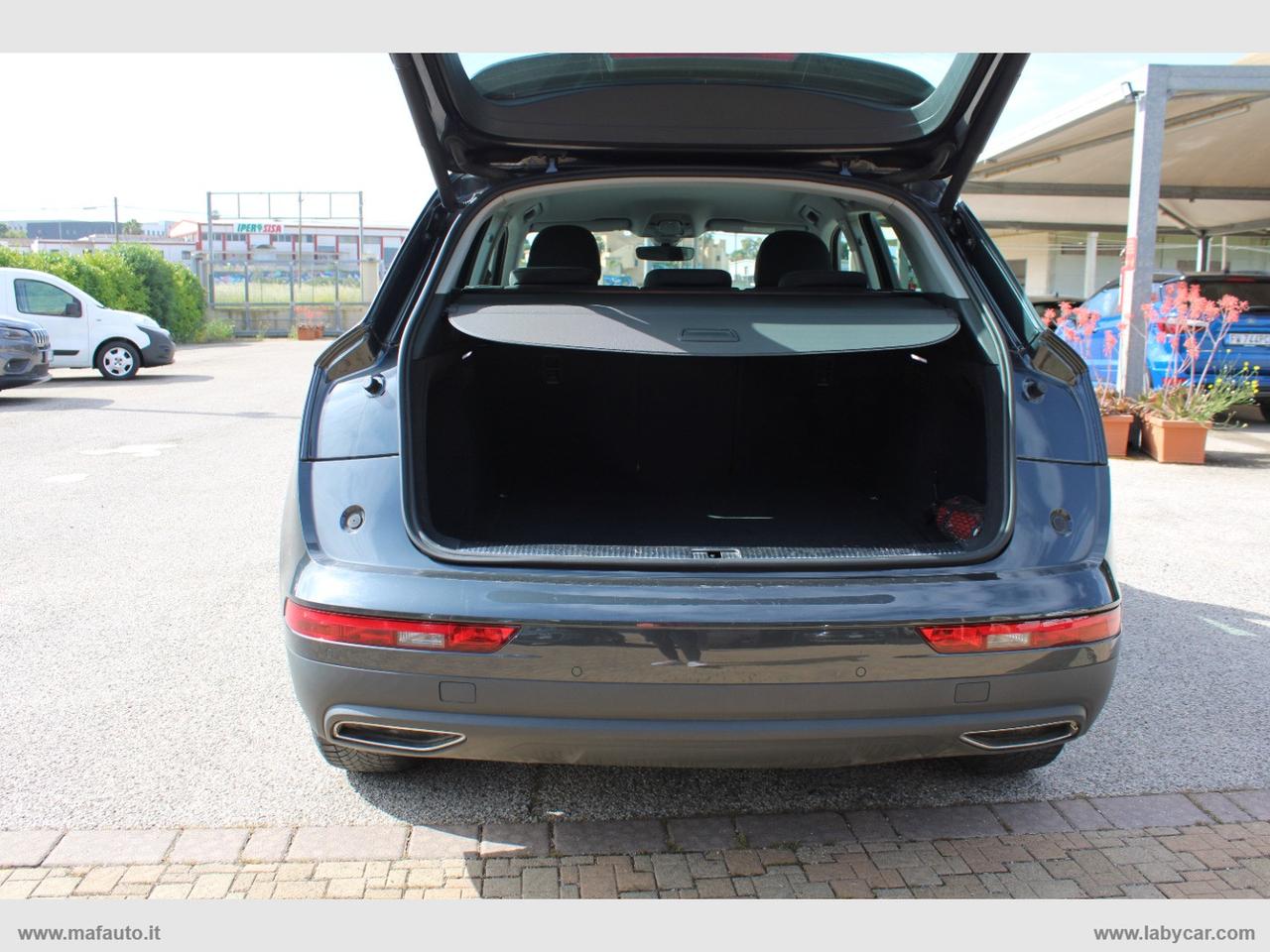 AUDI Q5 35 TDI S tronic Business