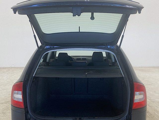 SKODA Octavia II 2009 Wagon - Wagon 1.6 tdi cr greenline