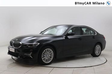 BMW Serie 3 Berlina 318 d Mild Hybrid 48V Luxury Steptronic