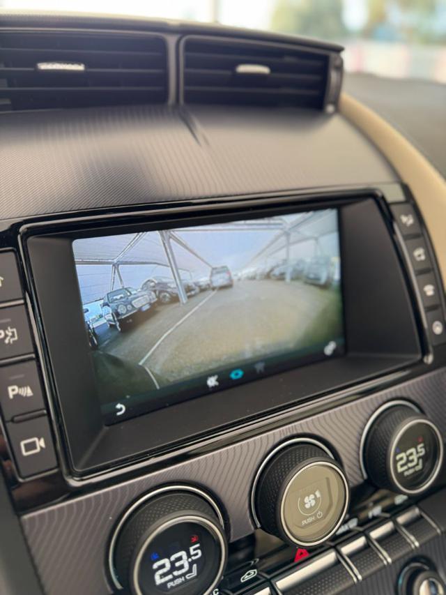 JAGUAR F-Type 2.0i Cabrio R-Dynamic