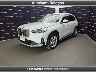 BMW iX1 eDrive 20 X-Line