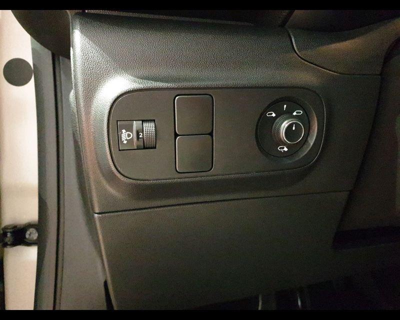Citroën C3 3ª serie PureTech 110 S&S C-Series