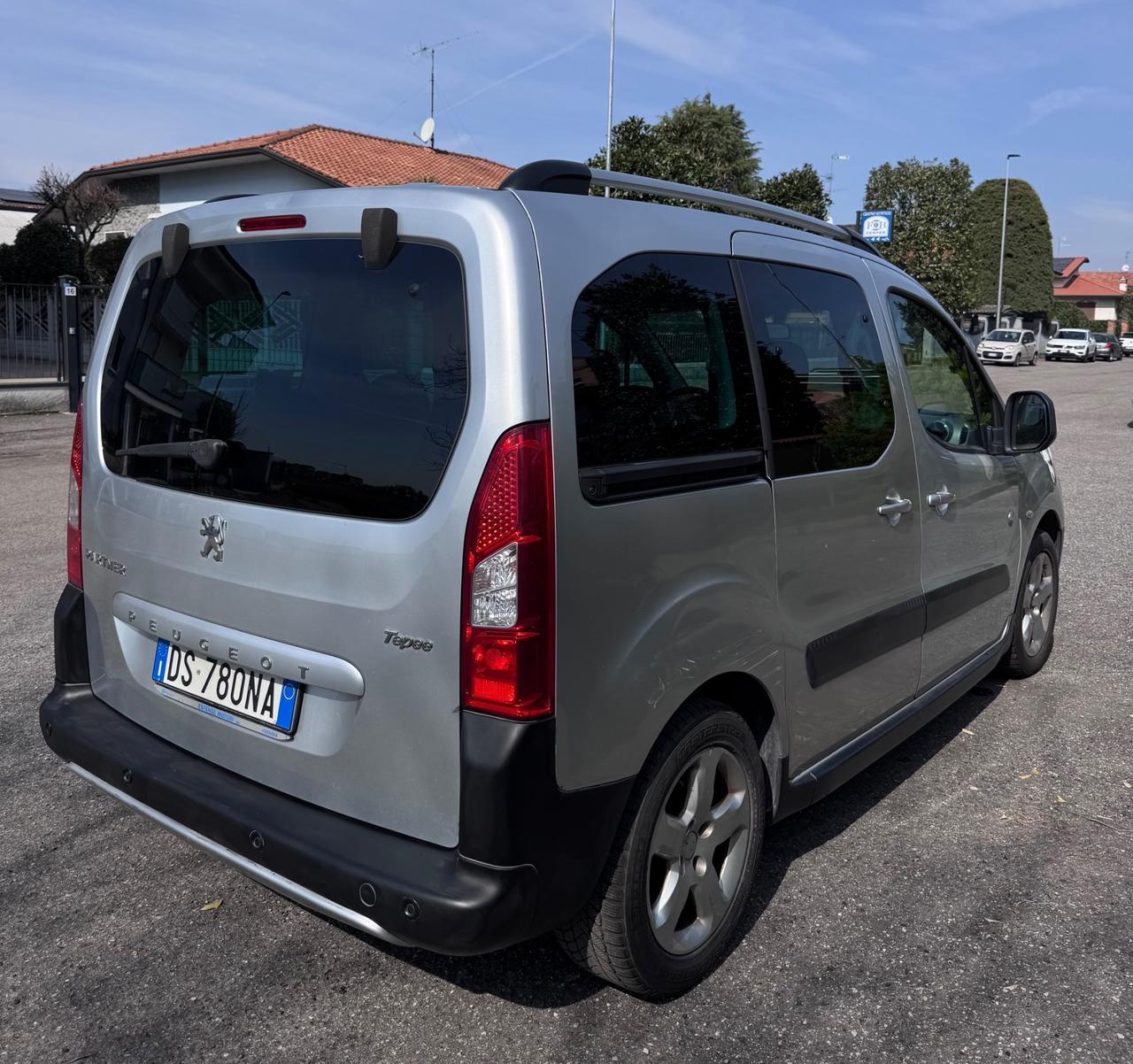 Peugeot Partner Tepee 1.6 110CV Zénith GPL