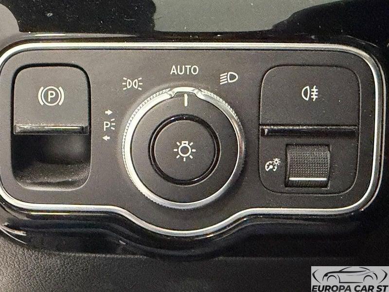 Mercedes-Benz CLA 200 d Automatic Premium Plus