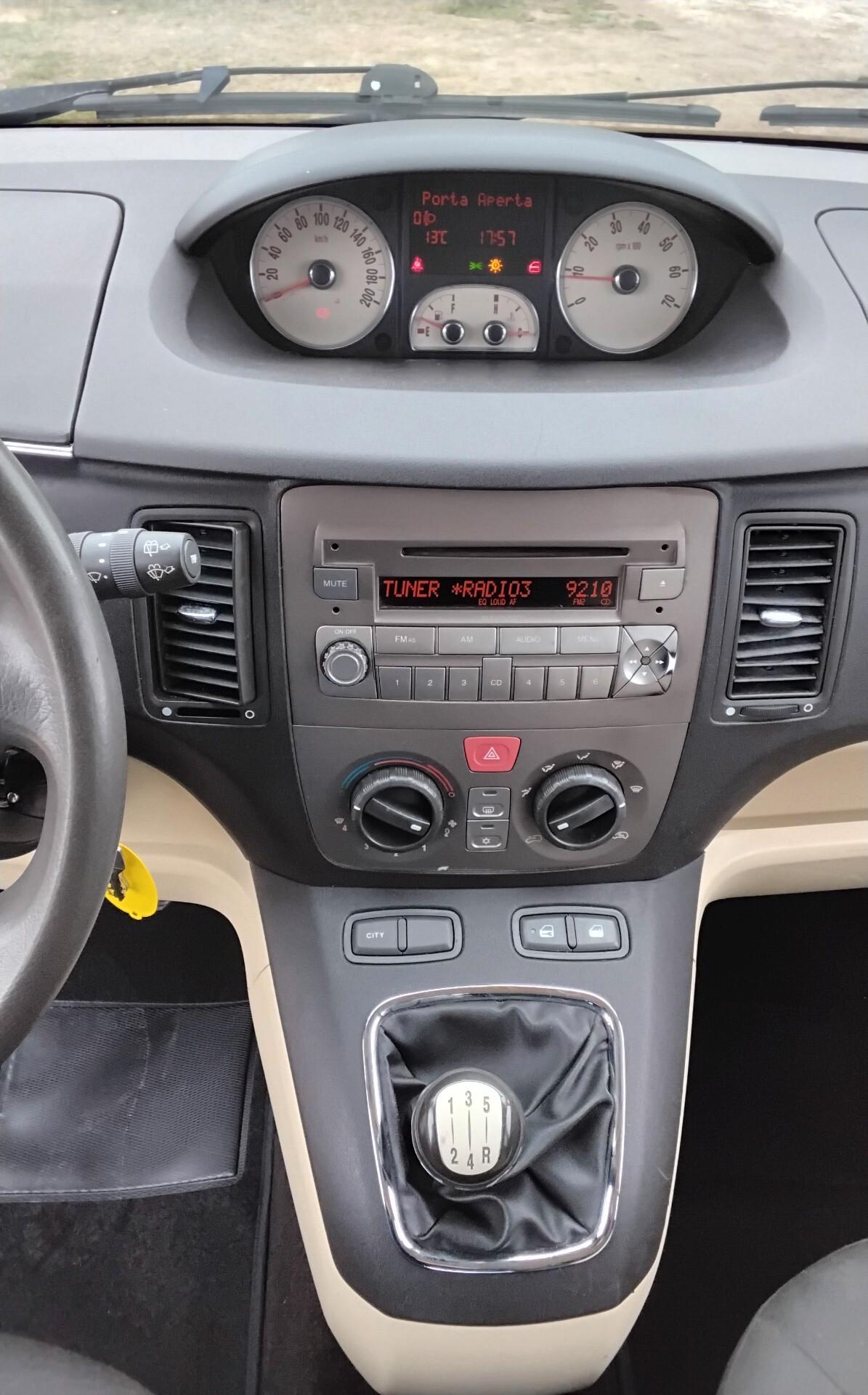 Lancia MUSA 1.3 Multijet 16V Oro