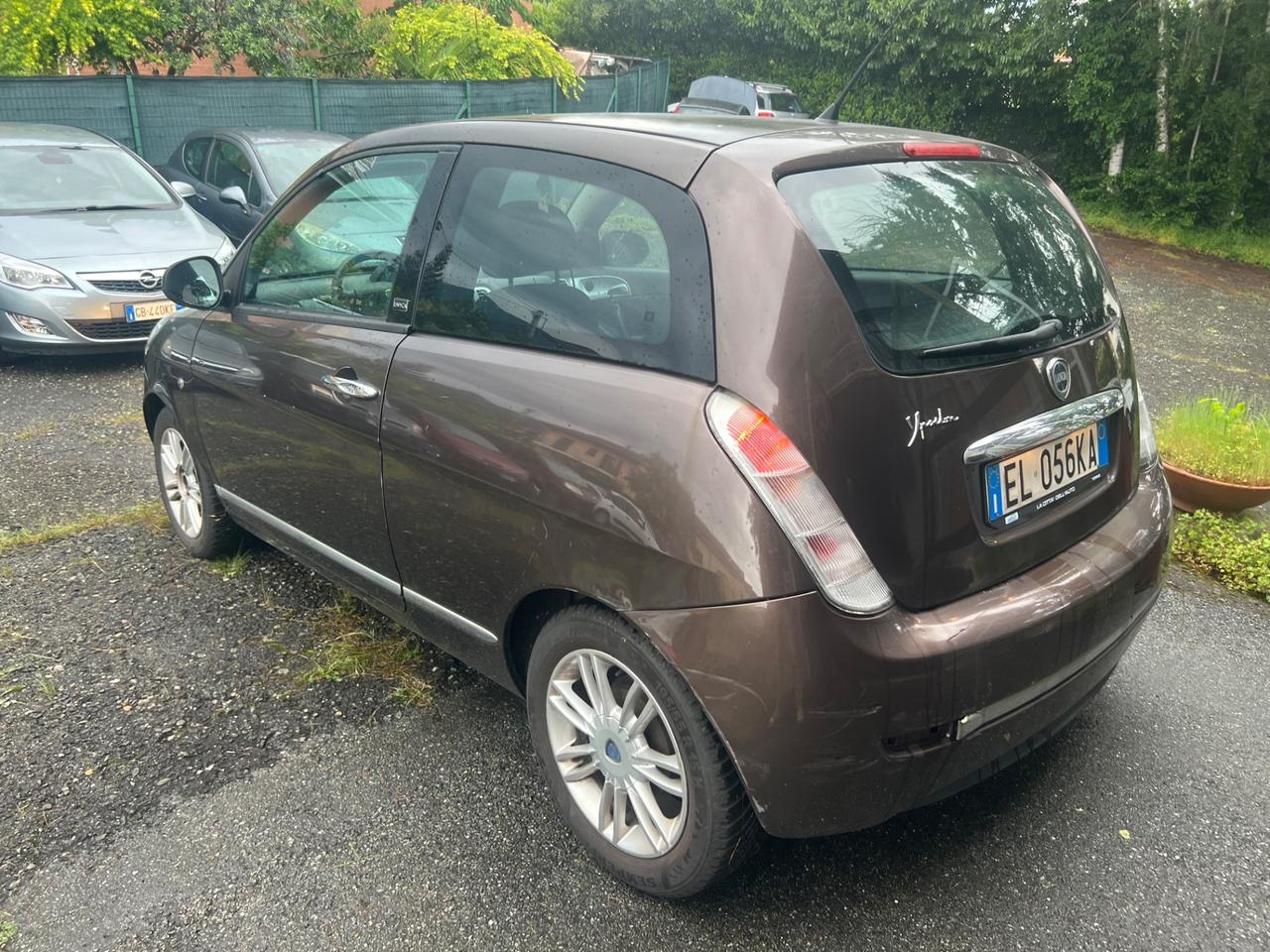 Lancia Ypsilon 1.2 69 CV 5 porte S&S Gold