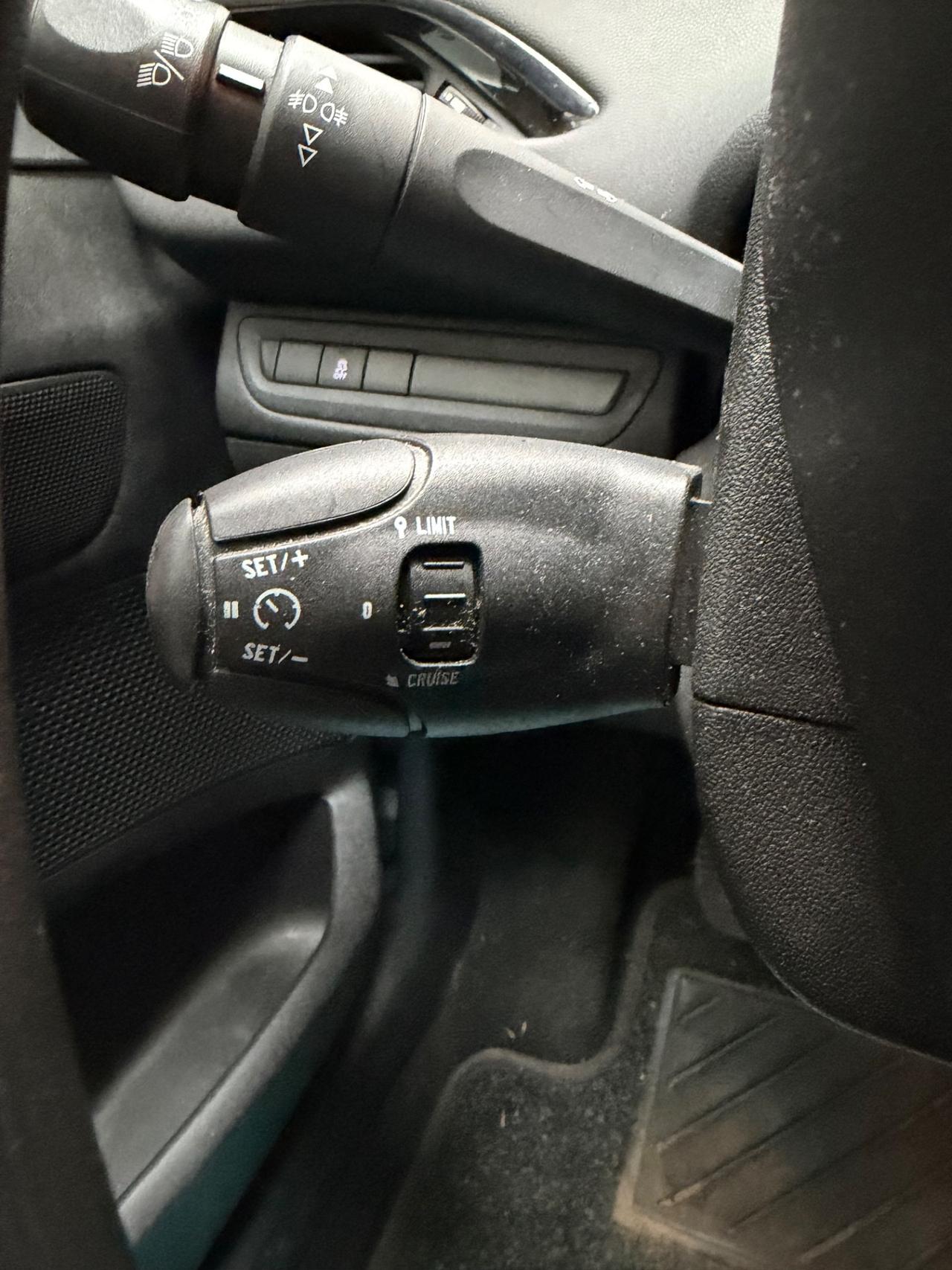 Peugeot 208 1.2 Neopatentati Euro 5