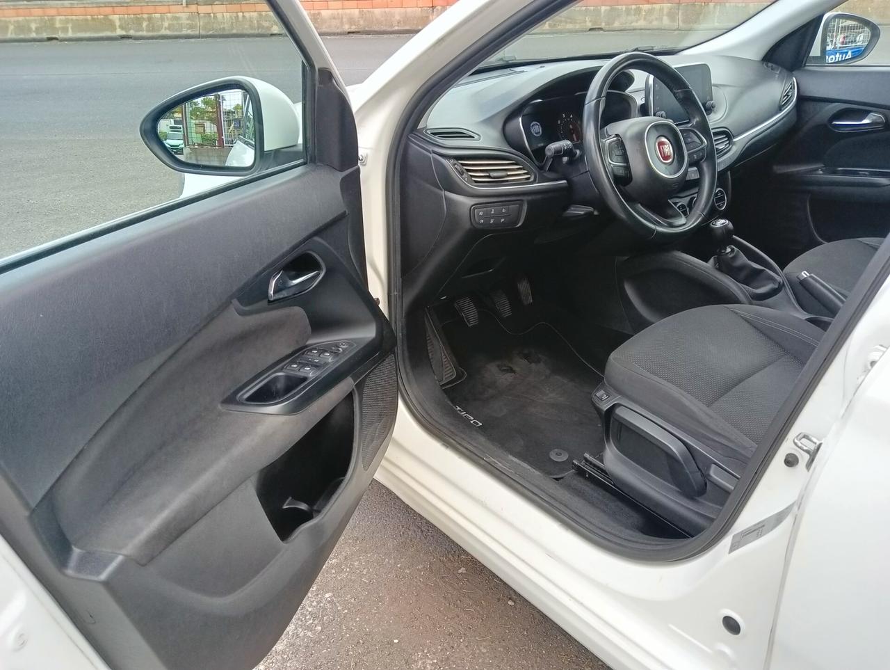 Fiat Tipo 1.6 Mjt S&S 5 porte Lounge