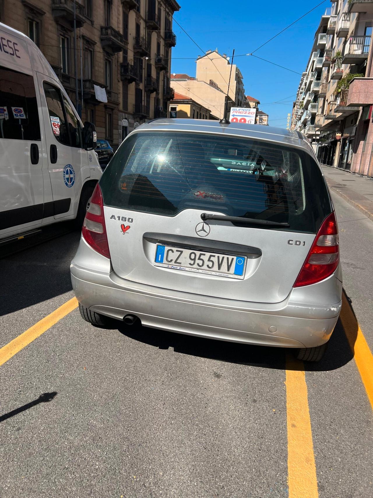 Mercedes-benz A 180