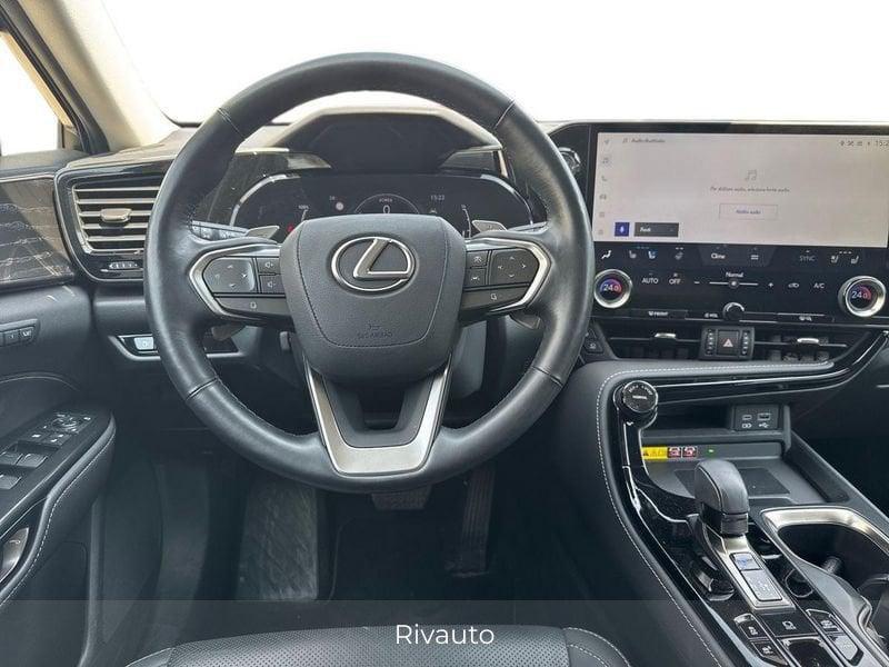 Lexus NX 2.5 plug-in Luxury 4wd e-cvt