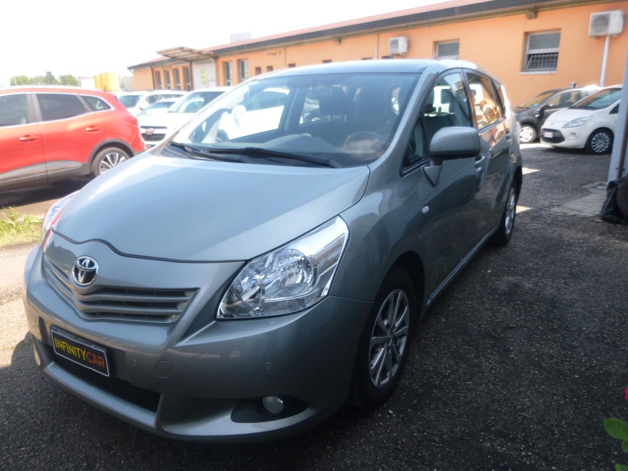 Toyota Verso 2.0 D Sol 7 posti