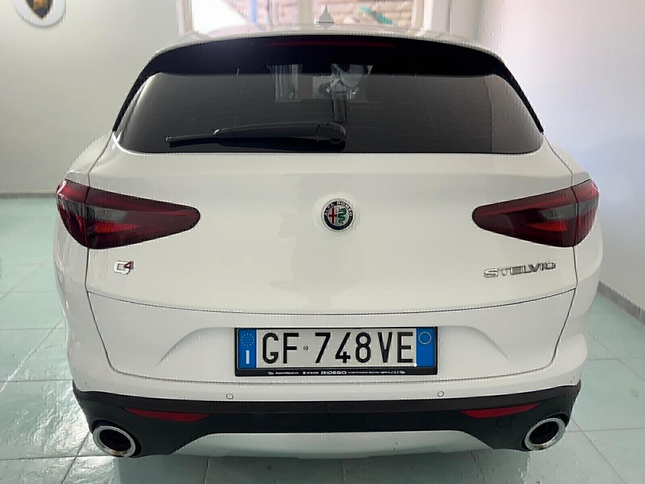 Alfa Romeo Stelvio 2.2 Turbodiesel 190 CV AT8 Q4 Executive