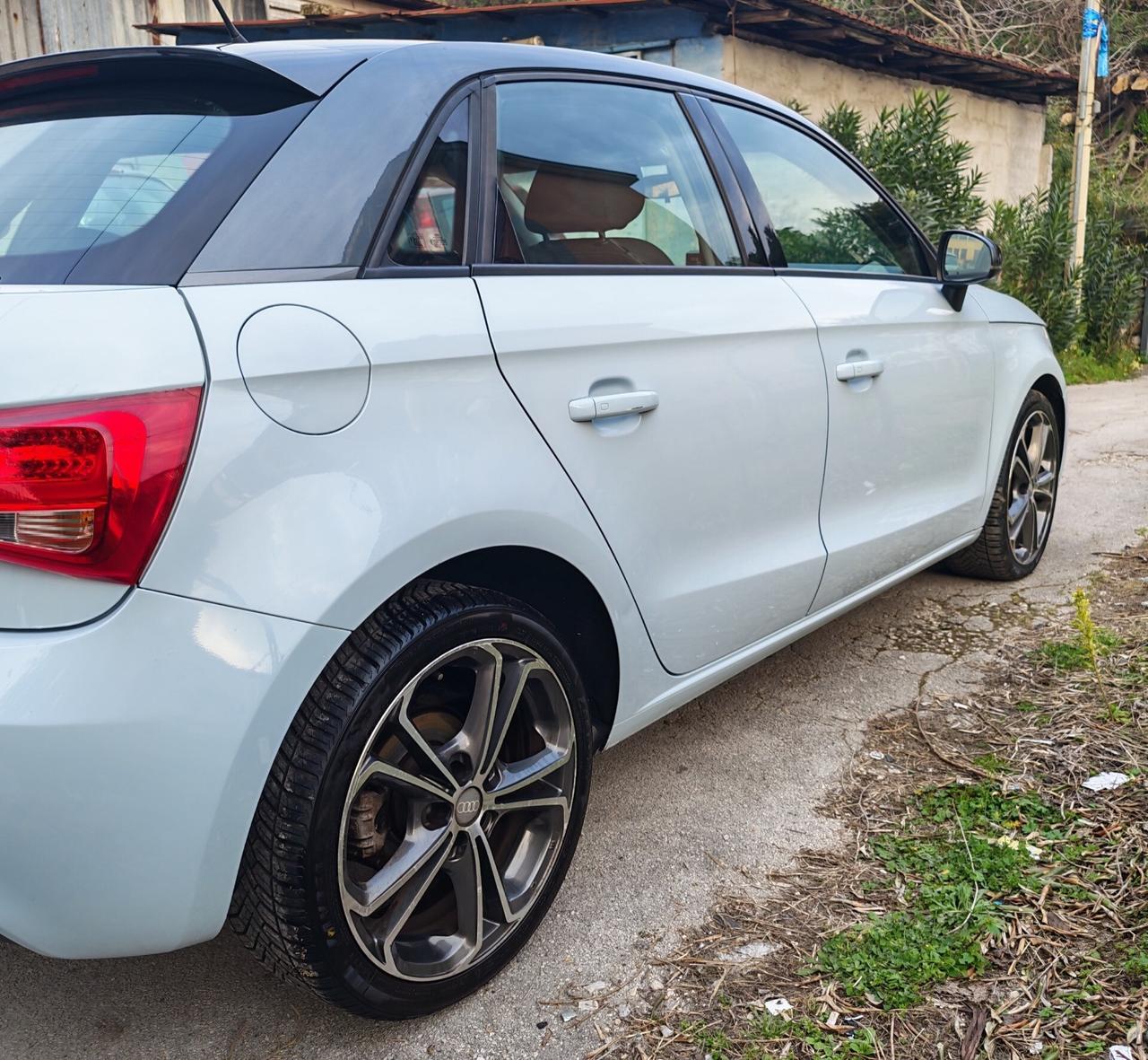 AUDI A1 SPORTBACK AUTOMATICA 1.6