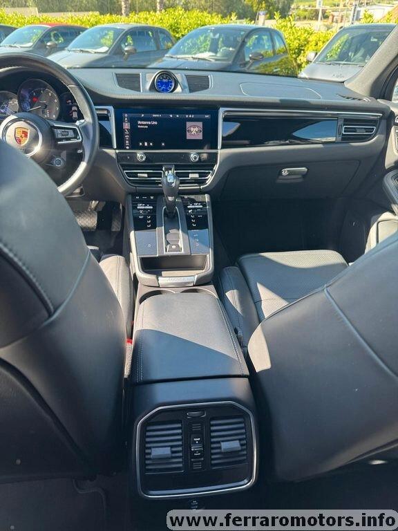 Porsche Macan 2.0 T