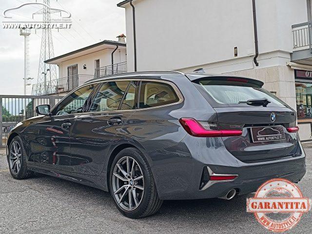 BMW 320 d Touring LUXURY STEPTRONIC/Automatica 190Cv G21