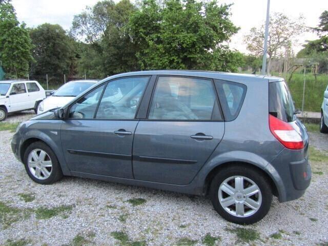 Renault Scenic 1.5 Dci tagliandi documentati tetto panoramico