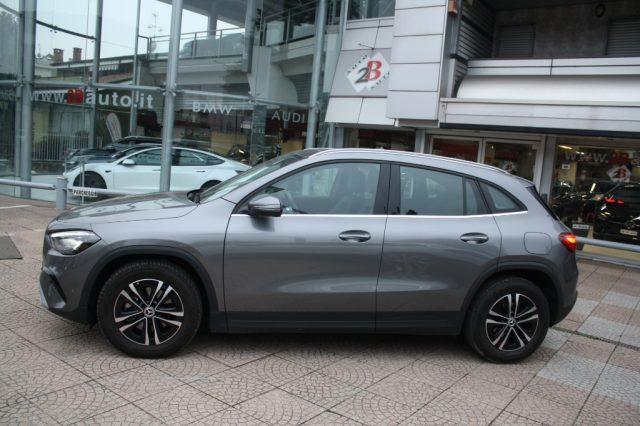 MERCEDES-BENZ GLA 200 d Automatic Business