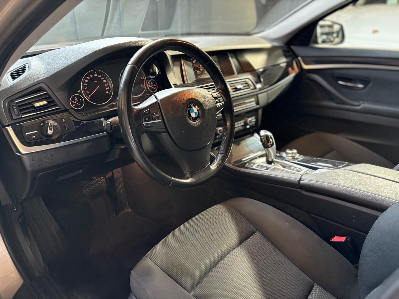 Bmw 525 525d xDrive Touring Luxury