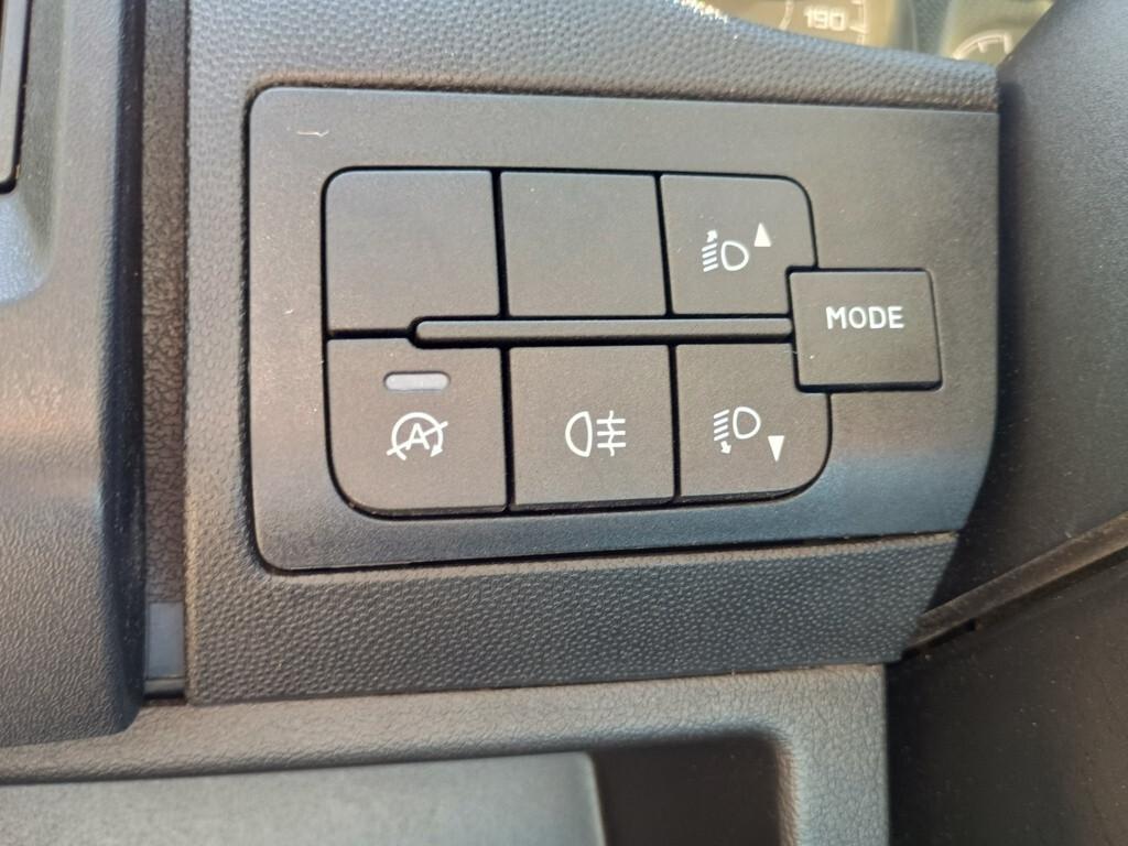 Peugeot Boxer 35q L4 2.2 BHDi 165cv Doppia cabina cassone fisso