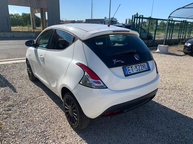 LANCIA Ypsilon 1.2 69 CV 5 porte Platinum*EURO5B*