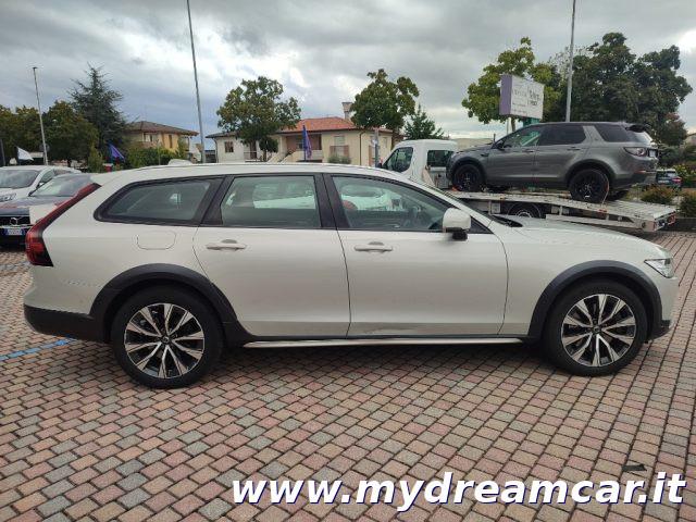VOLVO V90 Cross Country B4 (d) AWD Geartronic Business Pro