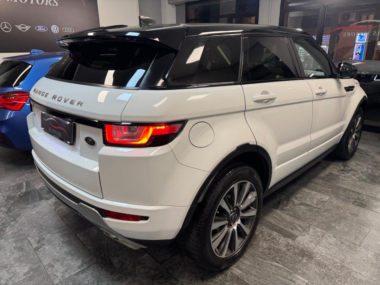 Range Rover Evoque 2.0 TD4 150 CV HSE R-Dynamic