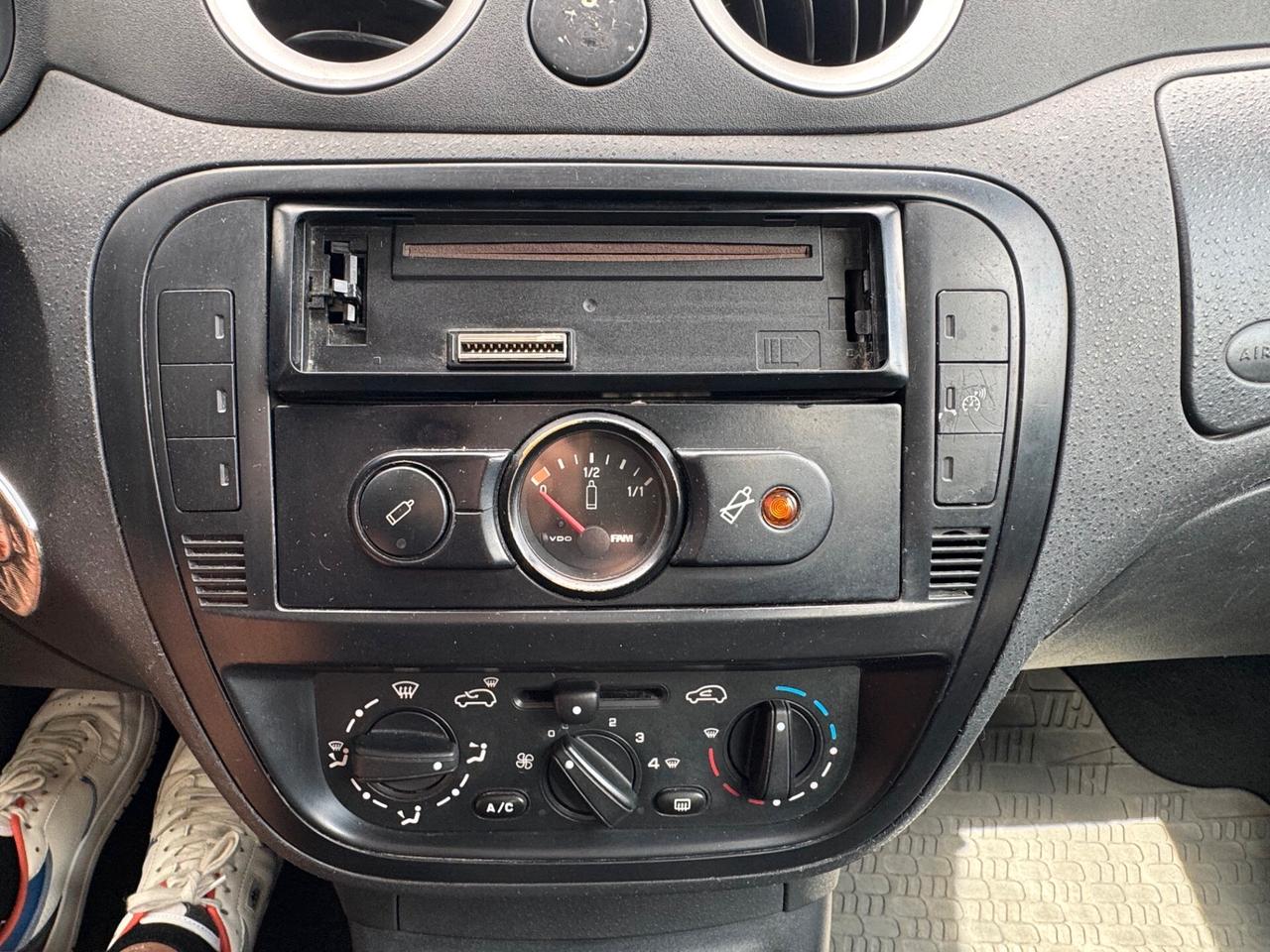 CITROEN C3 1.4 BENZINA/METANO