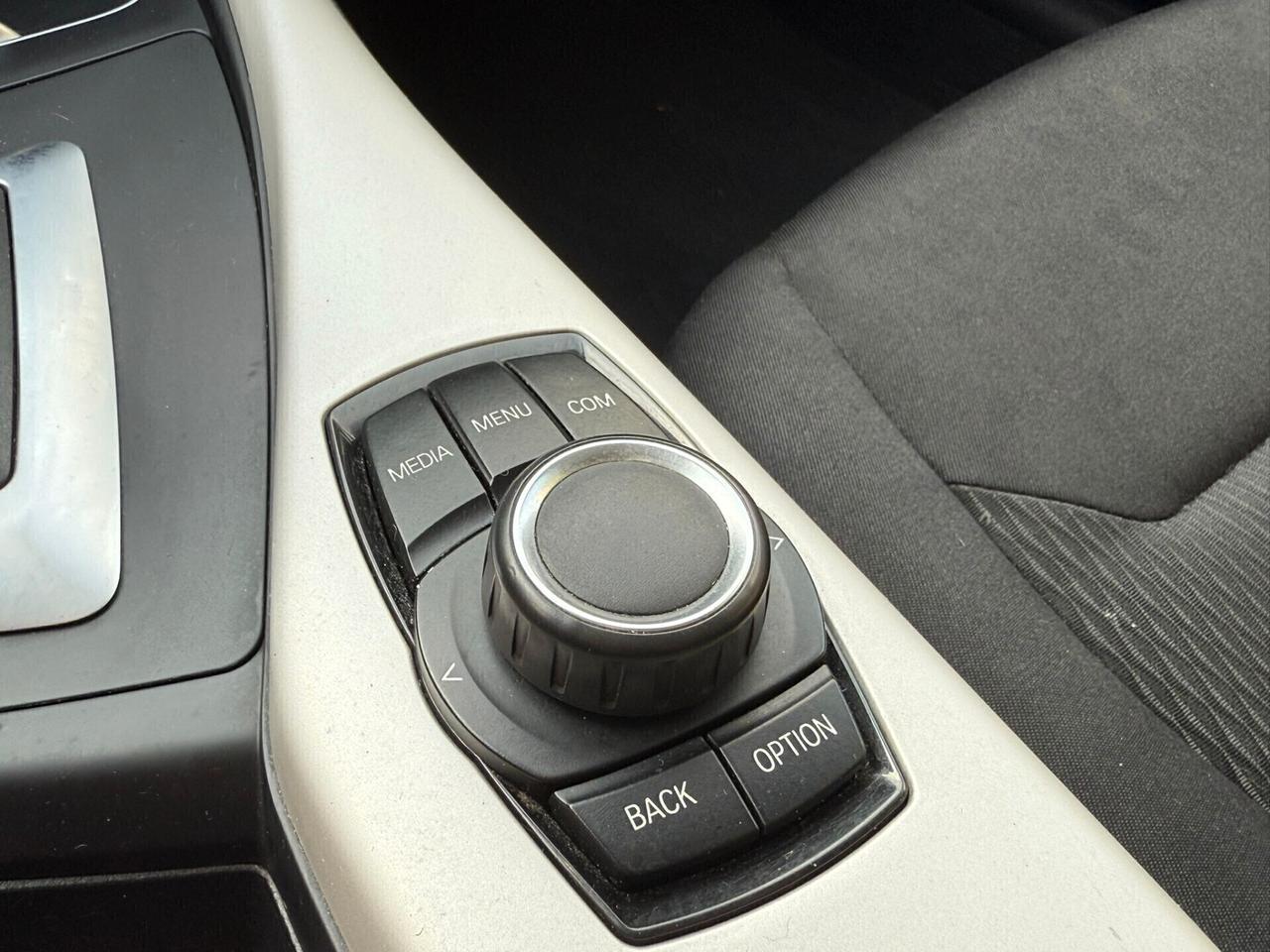 Bmw 118d 5p. Advantage cambio aut.