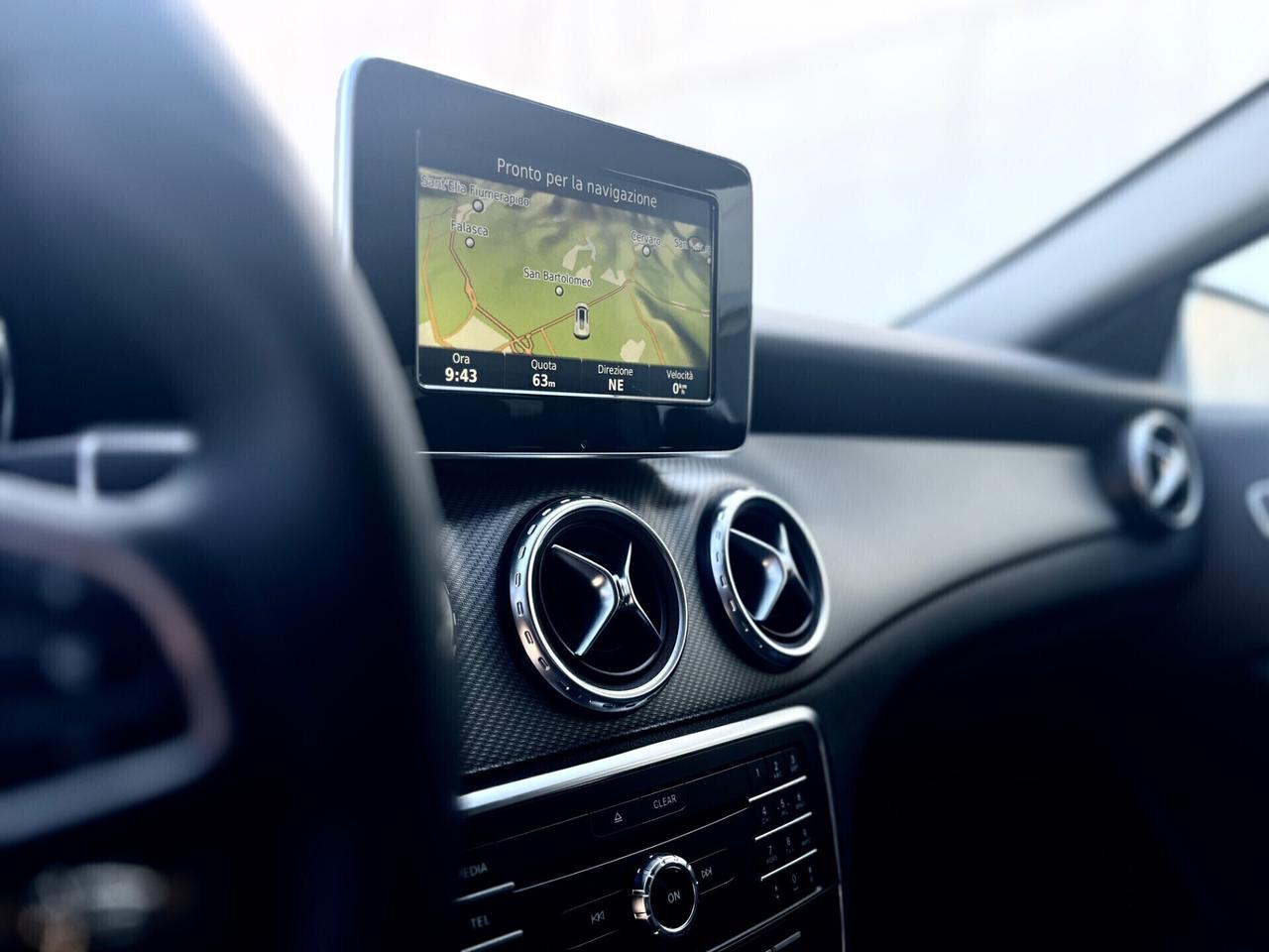 GLA 200 (136cv) MOTORE MERCEDES 4MATIC*AUTOMATICO