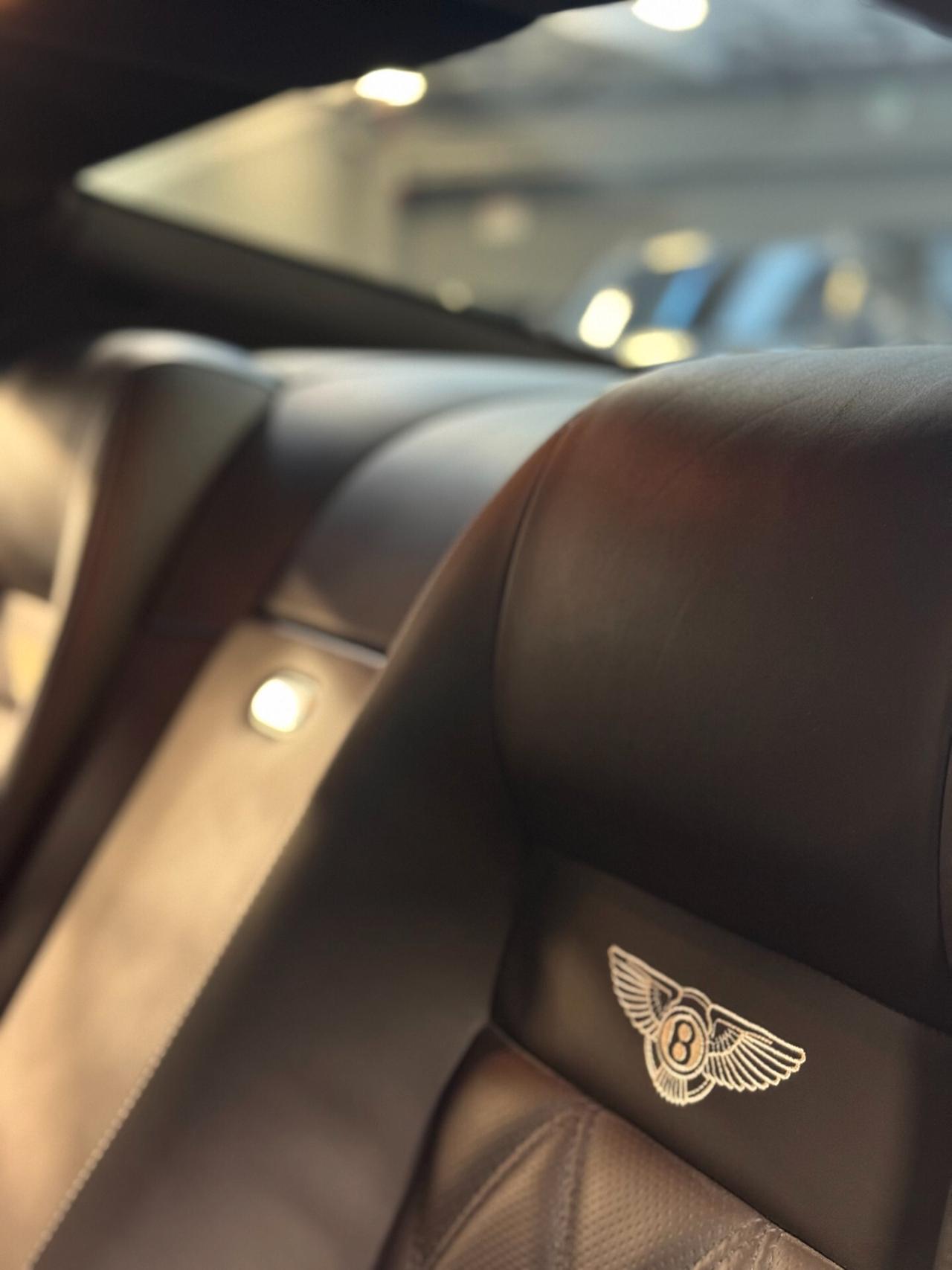 Bentley Continental GT 6.0 Speed - 610CV