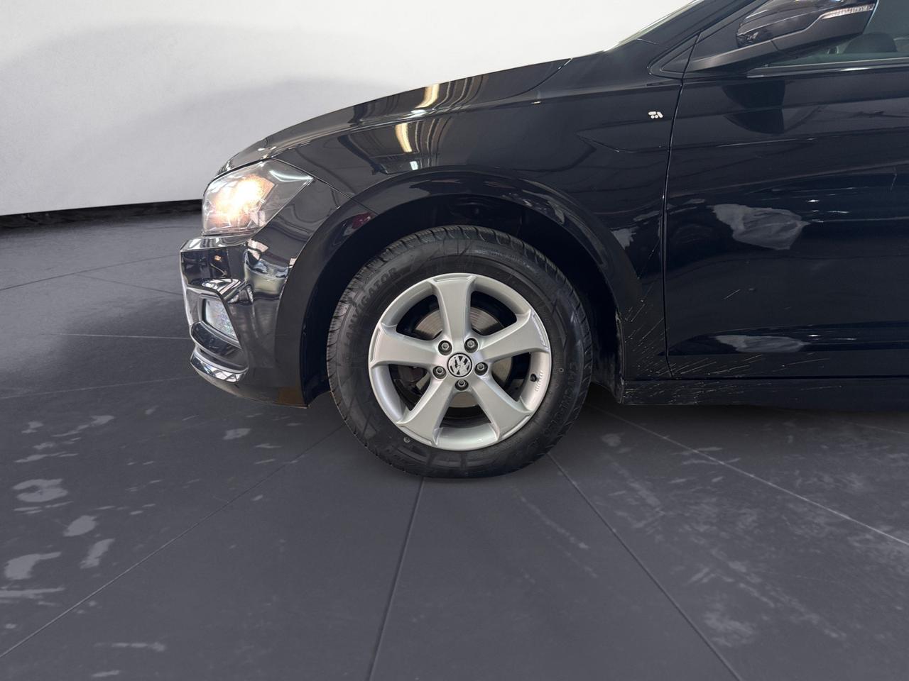 Volkswagen Polo 5p 1.0 mpi Trendline 65cv IDONEA NEOPATENTATO