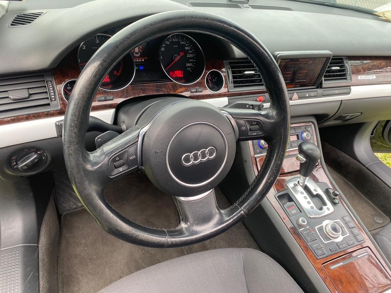 Audi A8 3.0 V6 TDI quattro tiptronic