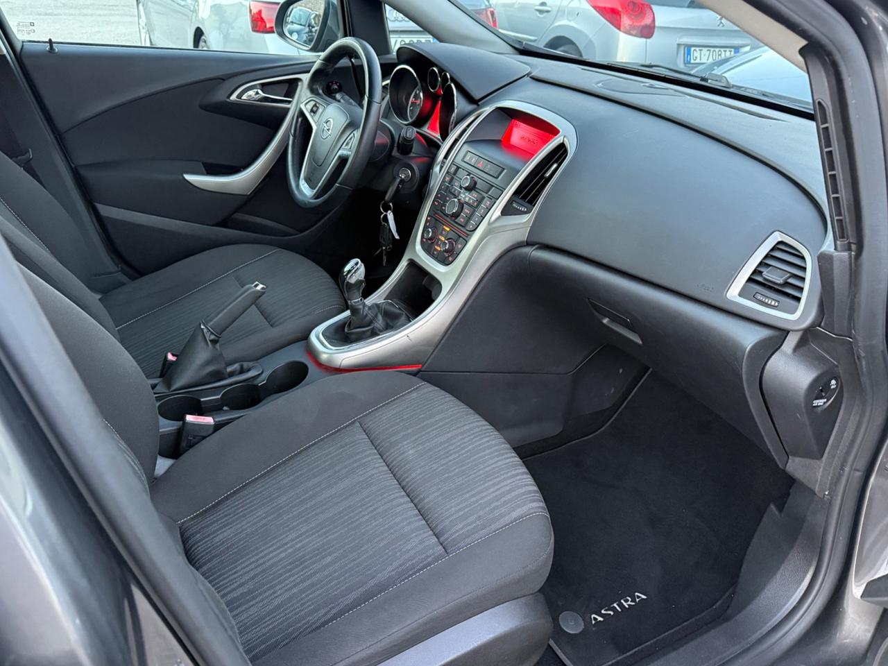 Opel Astra 1.4BENZINA 100CV 5P Cosmo NEOPATENTATO