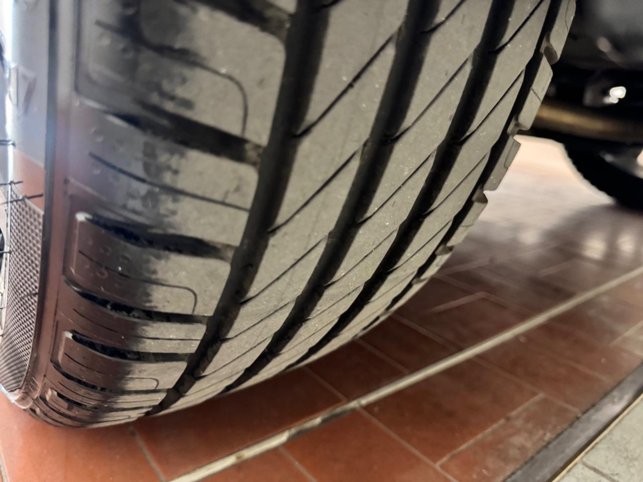 Volkswagen Golf 7 1.6 TDI 77kw 5p. Highline E5b