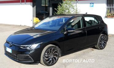 VOLKSWAGEN Golf 1.0 eTSI 14.000 KM EVO DSG LIFE AUTOMATICA