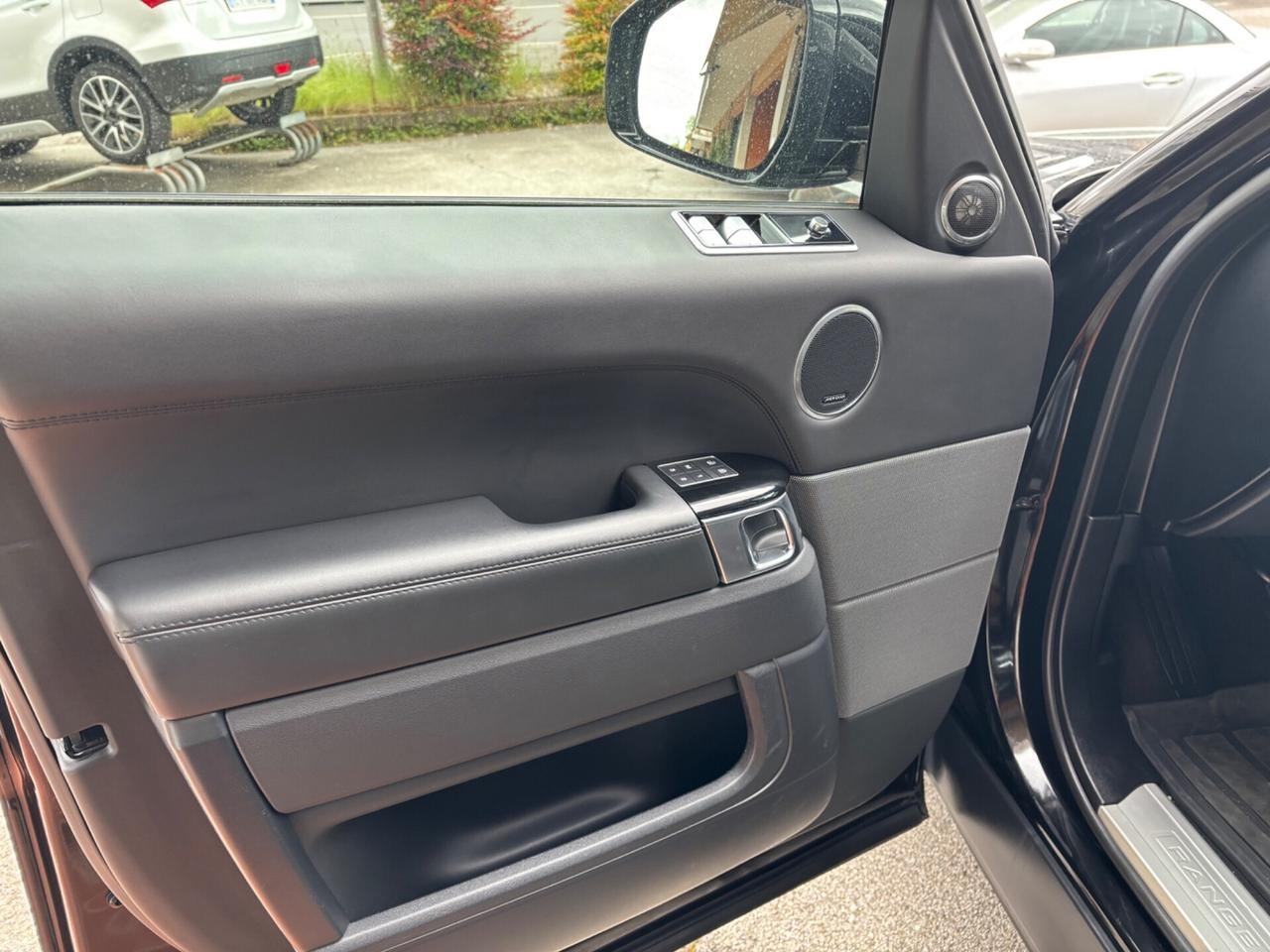 Range Rover Sport 3.0D l6 249 CV HSE Dynamic Stealth