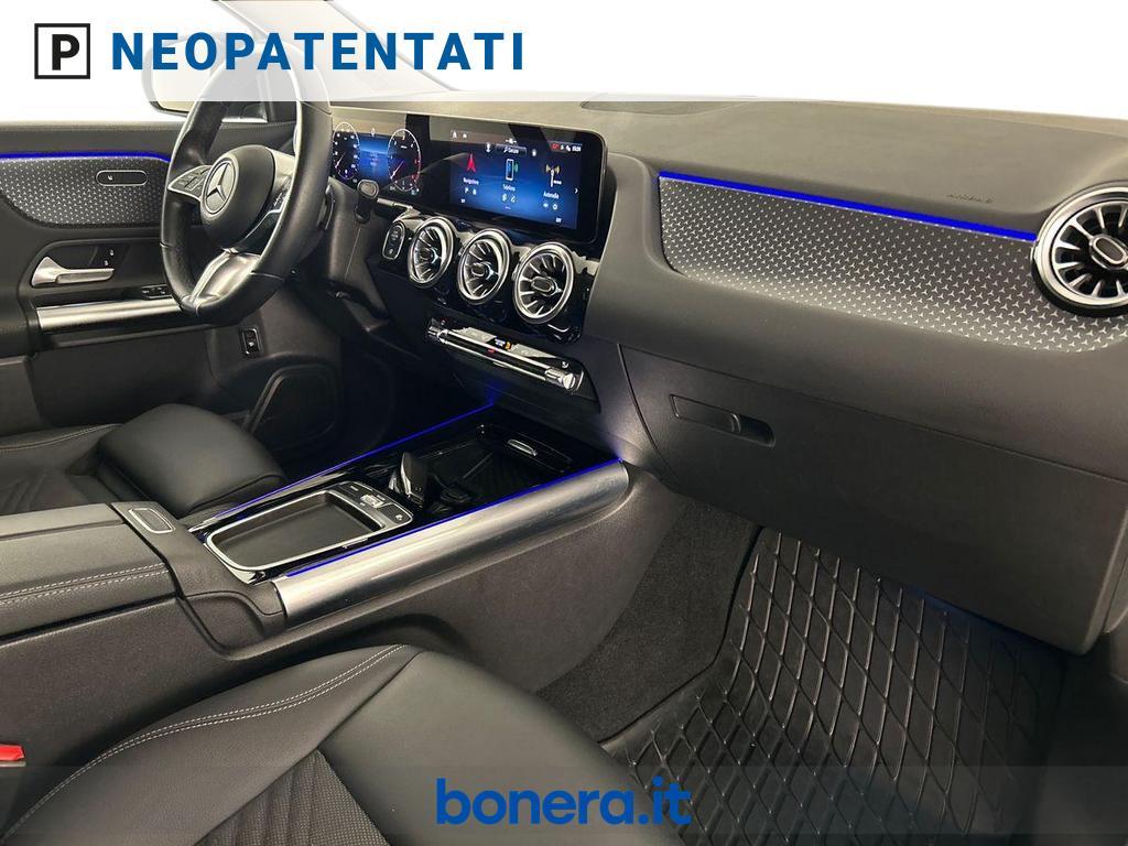 Mercedes GLA 180 180 D Progressive Advanced Plus 8G-DCT