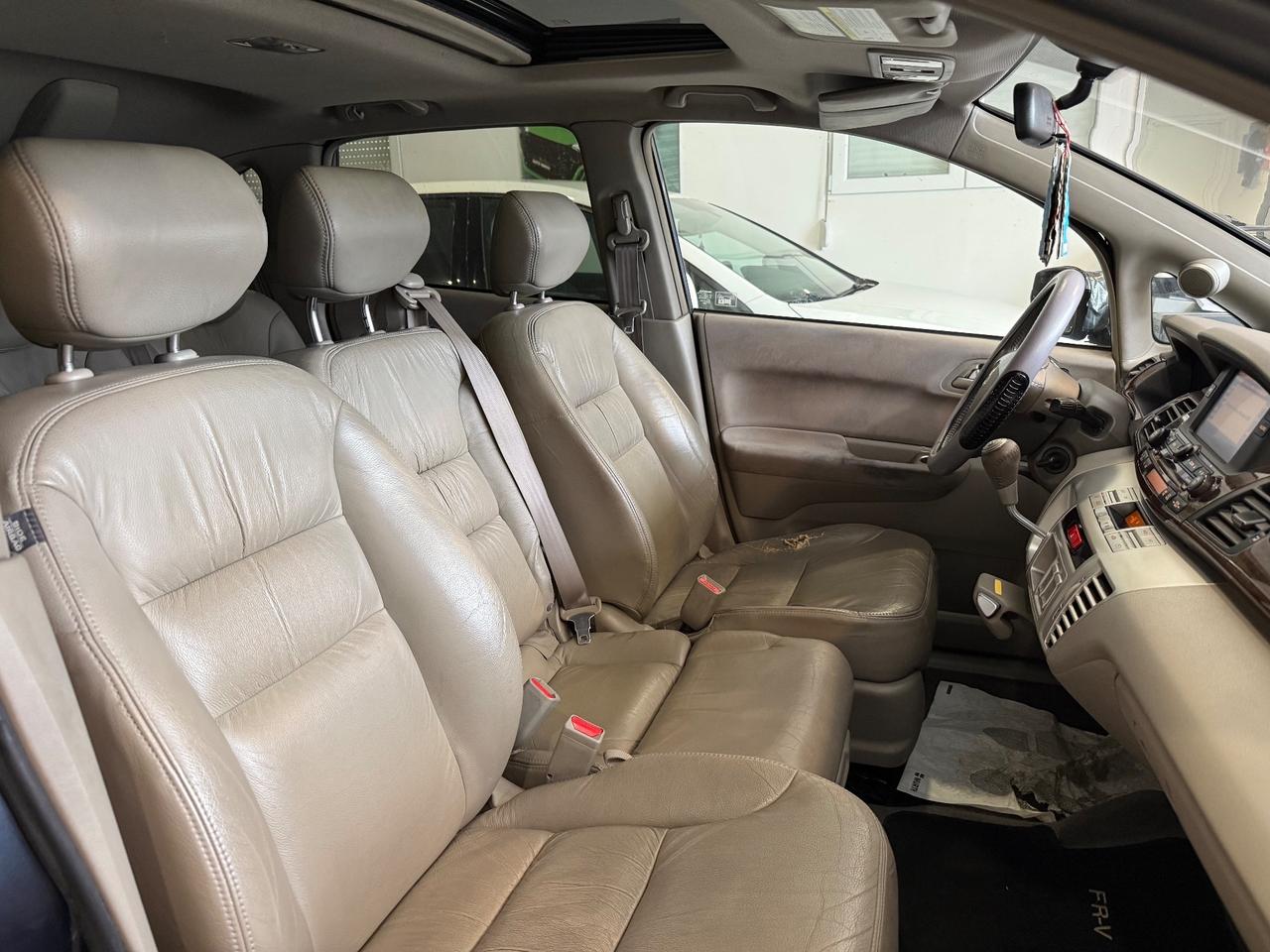 Honda FR-V 2.2d full optional