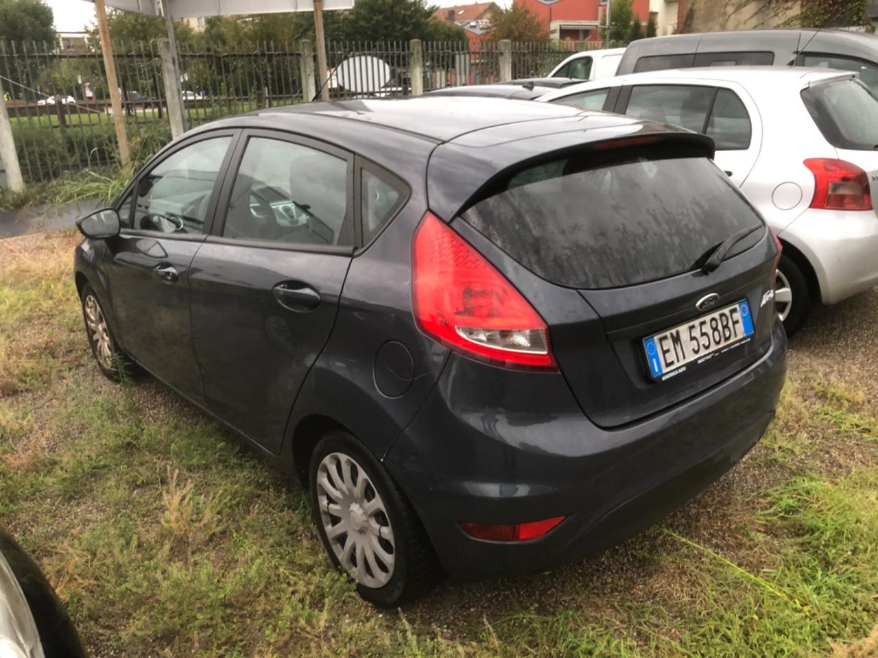Ford Fiesta 1.4 5 porte Bz.- GPL Titanium
