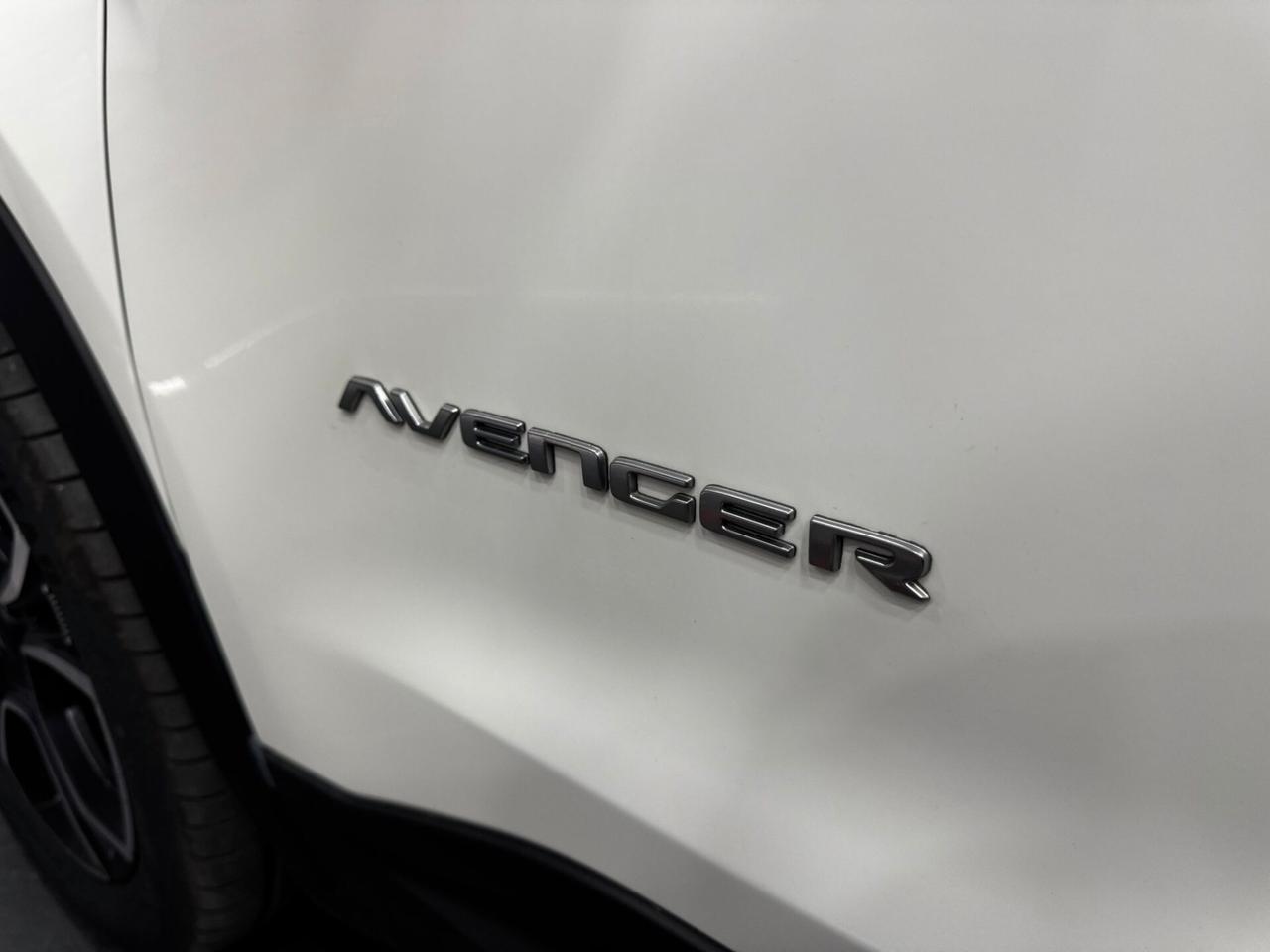 Jeep Avenger 1.2 Turbo 100 CV Summit