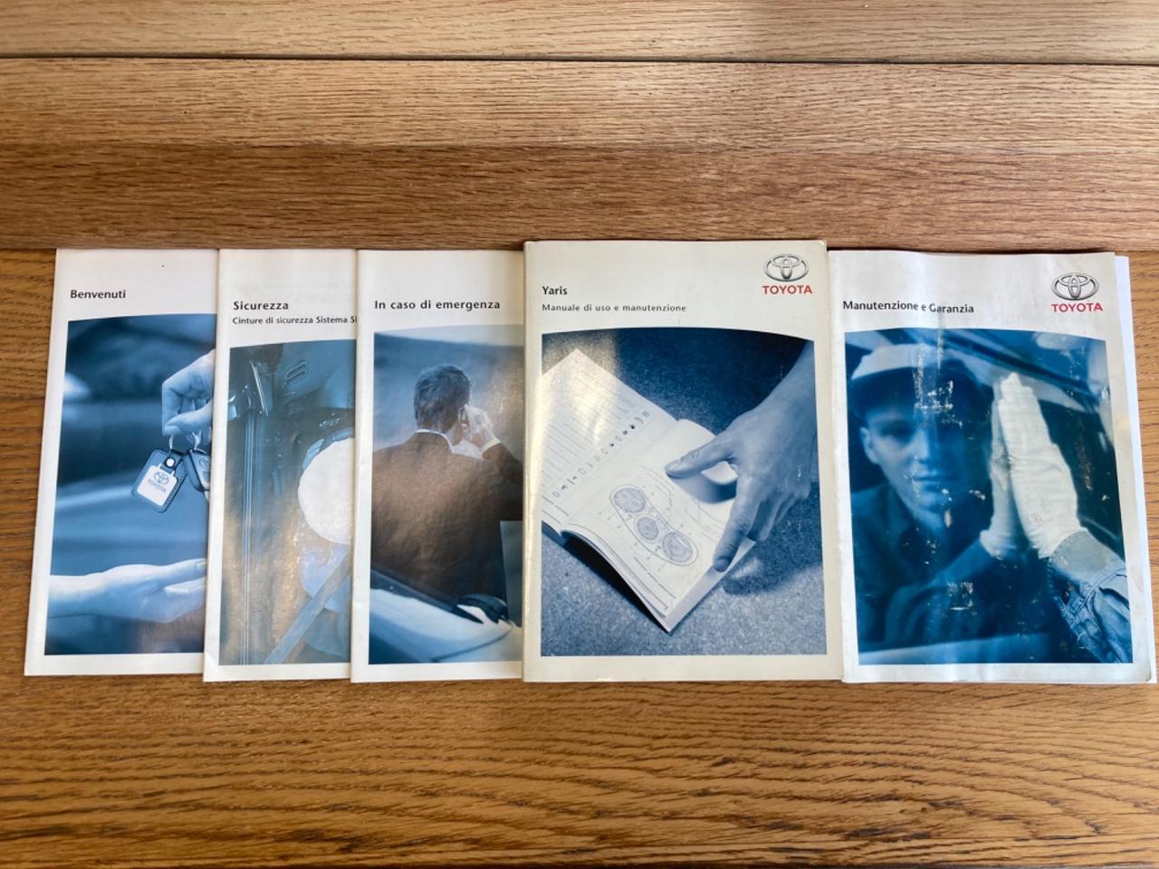 TOYOTA YARIS CAMBIO AUTOMATICO (DA VETRINA)