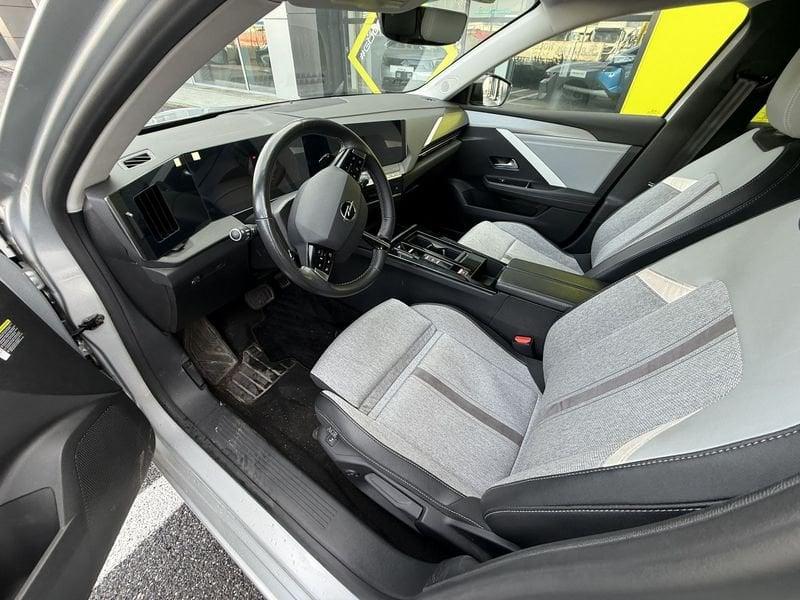 Opel Astra Nuova 5P Elegance 1.5 130cv AT8 S&S vettura a noleggio info benedetta