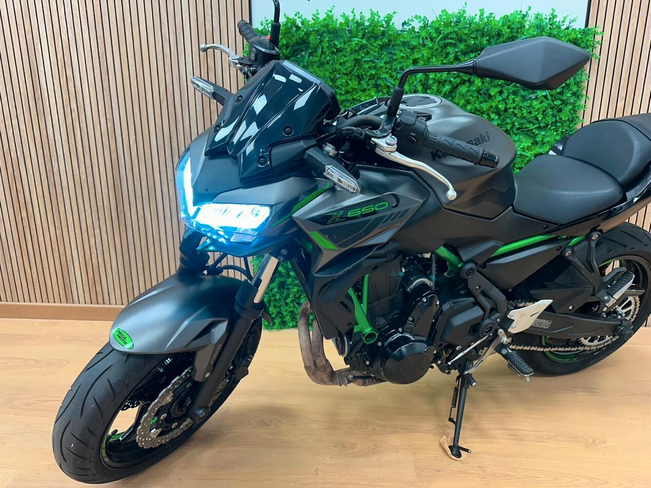 KAWASAKI Z650 Z 650 - 2024 11.000KM DA 129€ AL MESE