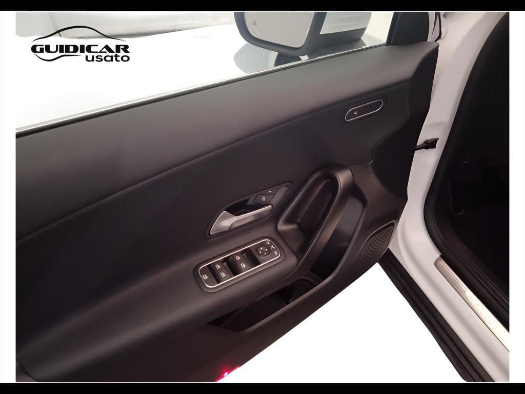 Mercedes-Benz Classe A - W177 2023 - A 180 d Advanced auto