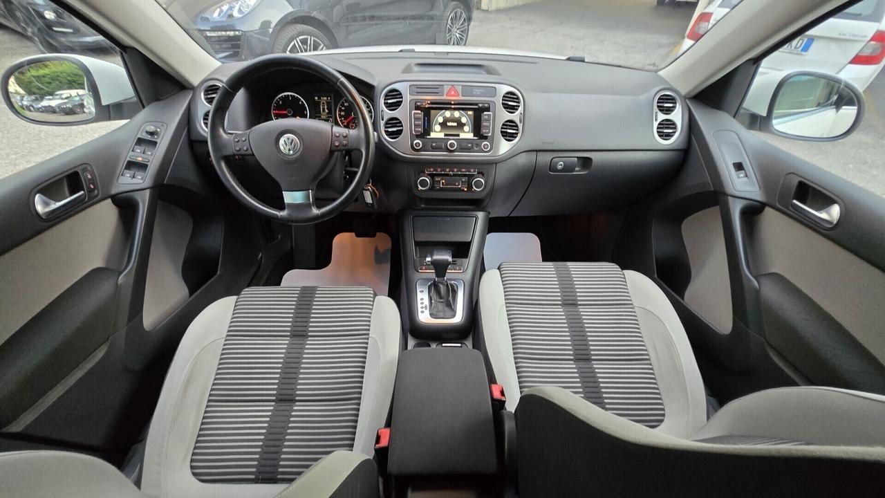 Volkswagen Tiguan 2.0 TDI DPF 4MOTION DSG Sport &