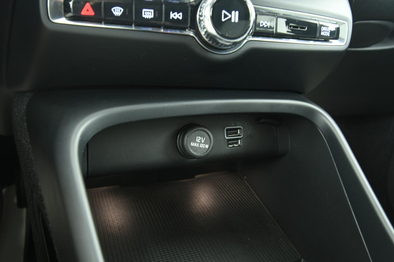 VOLVO XC40 1.5 t5 phev Inscription Expression auto CAMERA 360+APP CONNECT